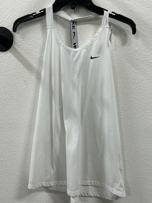 Vist Large View of Product Image Which is Used Nike Active Tank Top M-8/10