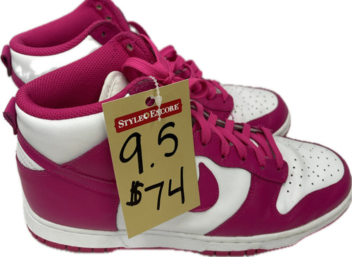 Vist Large View of Product Image Which is Nike Shoes 9.5 60030-S000852225