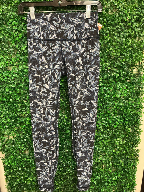 Vist Large View of Product Image Which is Used Lululemon Athletica Active Leggings 2-26