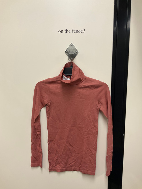 Vist Large View of Product Image Which is Used Lululemon Athletica Active Long Sleeve S-4/6