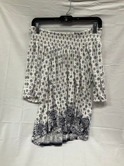Vist Large View of Product Image Which is Used Max Jeans Short Sleeve Top S-4/6