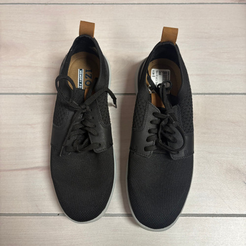 Vist Large View of Product Image Which is Used Izod Mens Athletic Shoes 8 60093-S000353582