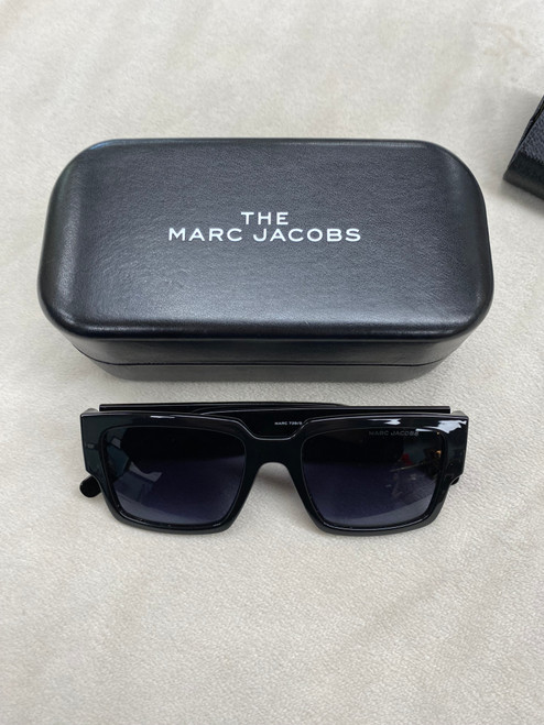 Used Unbranded Sunglasses 60119-S000091272