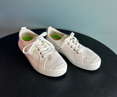 Used Unbranded Flats 8.5 60039-S000720100
