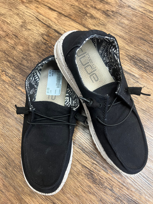 Used Hey Dudes Size 10 60076-S000769102