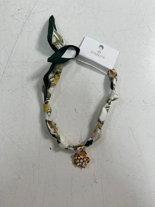 Used Josslyn Company Necklace 60060-S000584506 Vist Large View of Product Image Which is Used Josslyn Company Necklace