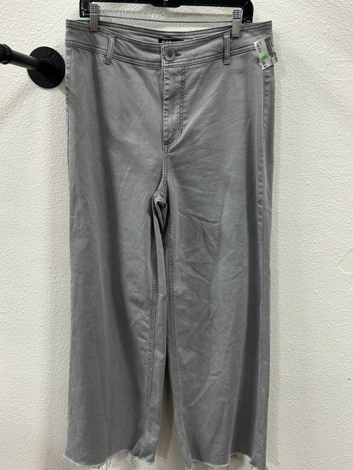 Vist Large View of Product Image Which is Used Unbranded Denim 12-31