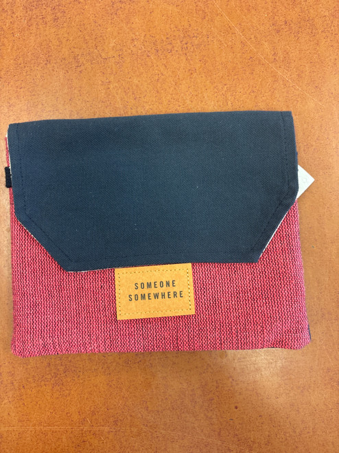 Vist Large View of Product Image Which is Used Unbranded Wristlet