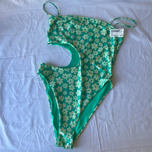 Vist Large View of Product Image Which is Used H & M Swimwear S 4-6/27-28
