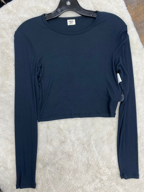 Vist Large View of Product Image Which is Used Sunday Best Long Sleeve Top P M-8/10