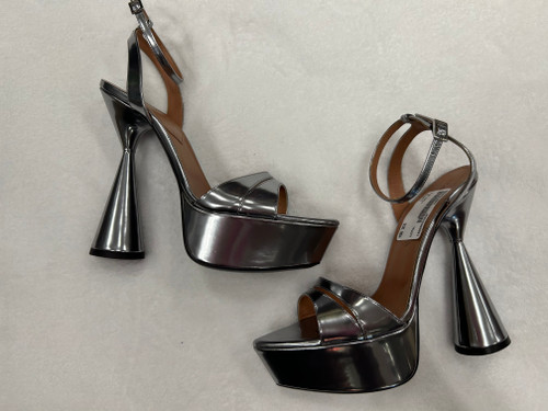 Vist Large View of Product Image Which is Used Unbranded High Heels 7 60091-S000533007
