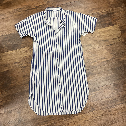 Vist Large View of Product Image Which is Used closed Short Dress B M-8/10 60004-S000618583