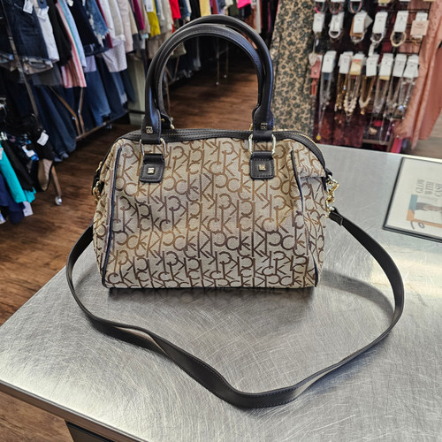 Vist Large View of Product Image Which is Used Calvin Klein Large Handbag 60112-S000419740