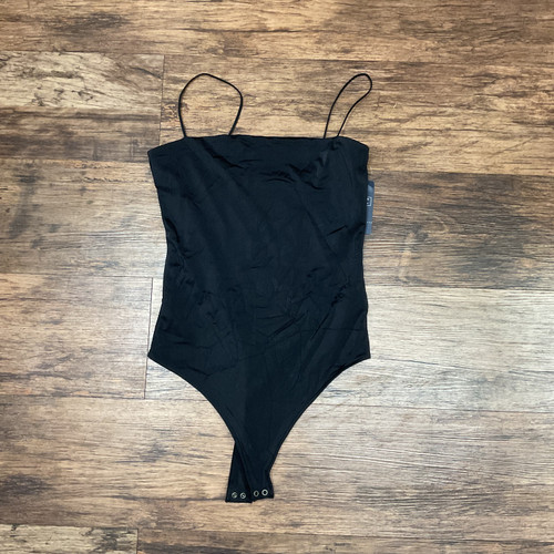 Vist Large View of Product Image Which is Used Abercrombie & Fitch Sleeveless Top M-8/10