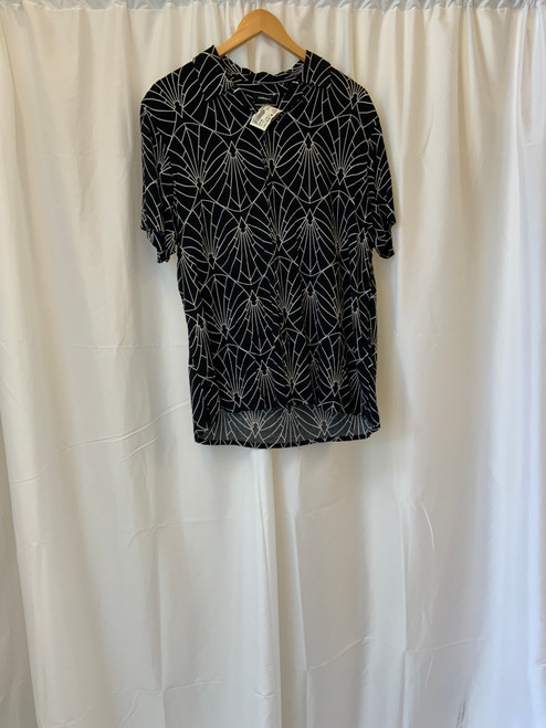 Vist Large View of Product Image Which is Used Express Mens Short Sleeve Top L/16-16.5