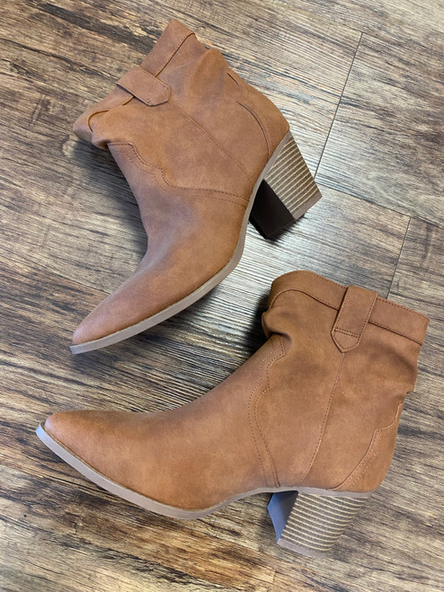 Vist Large View of Product Image Which is Used Time And Tru Ankle Boots 11