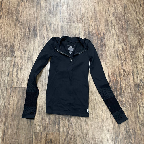 Vist Large View of Product Image Which is Used Free People Active Long Sleeve M-8/10