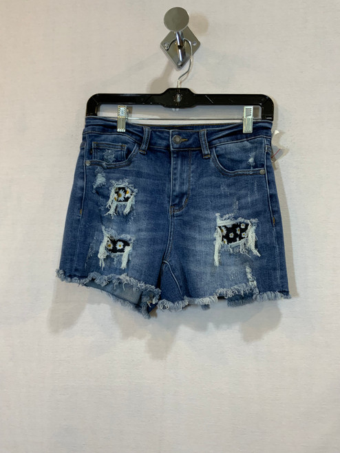 Vist Large View of Product Image Which is Used Judy Blue Shorts S 4-6/27-28