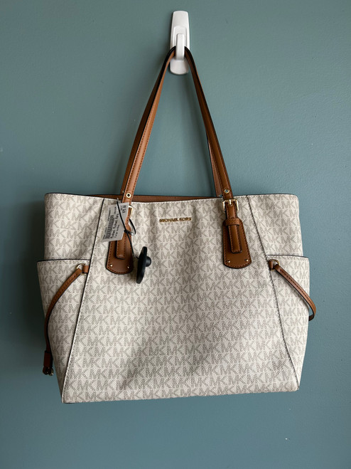 Used Michael Michael Kors Xlarge Handbag 60039-S000722547