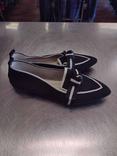 Vist Large View of Product Image Which is Used Unbranded Flats 10.5 60112-S000420040