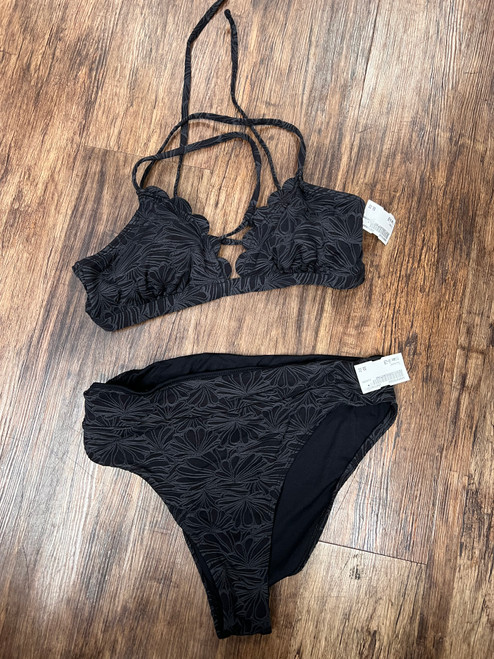 Vist Large View of Product Image Which is Used Unbranded Swimwear 8-29