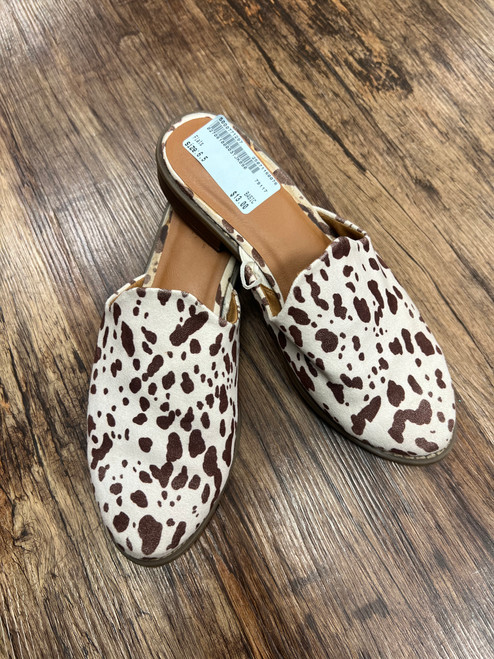 Vist Large View of Product Image Which is Used Unbranded Flats 6.5