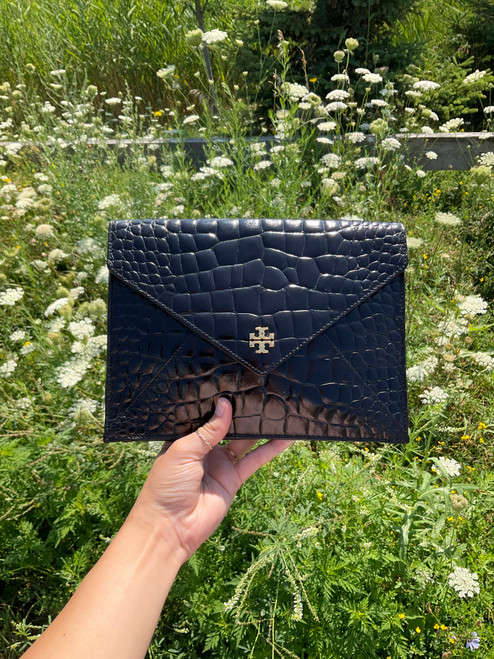 Vist Large View of Product Image Which is Used Tory Burch Leather Wristlet 60084-S000837939