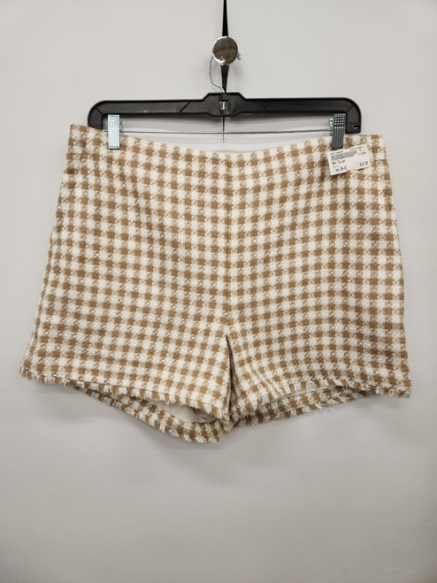 Vist Large View of Product Image Which is Used Ann Taylor Shorts 16-33