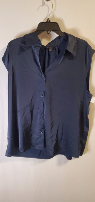 Vist Large View of Product Image Which is Used Banana Republic Sleeveless Top XL-16