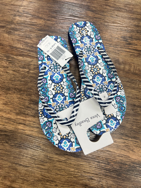 NWT Vera Bradley  Flip Flops P 9.5 60076-S000771572