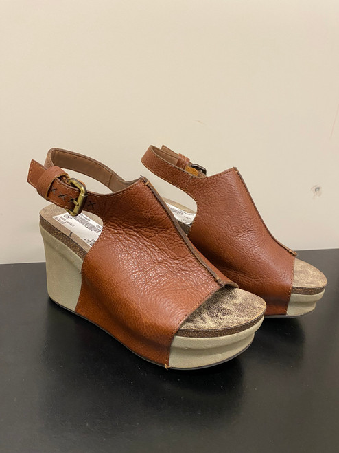 Used OTBT Wedge Sandals 6 60072-S000515434 Vist Large View of Product Image Which is Used OTBT Wedge Sandals 6