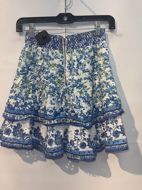 Vist Large View of Product Image Which is Used Alice + Olivia Short Skirt M 8-10/28-30 60132-S000098778