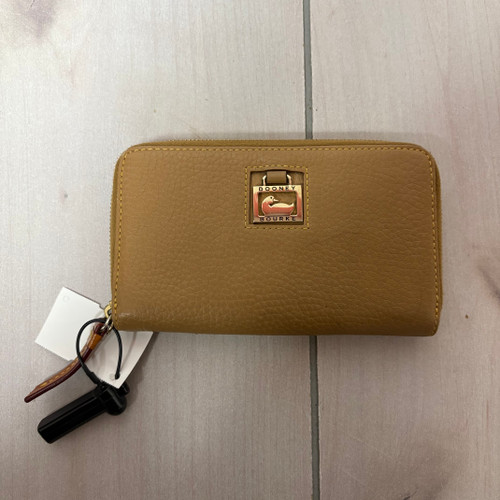 Vist Large View of Product Image Which is Used Dooney & Bourke Leather Wallet 60093-S000356776