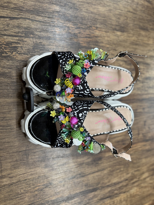 Used Betsey Johnson Wedge Sandals 7 60031-S000761962