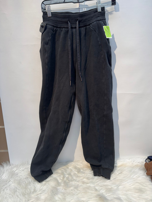 Vist Large View of Product Image Which is Used Lululemon Athletica Active Pant 0-25 60132-S000099086