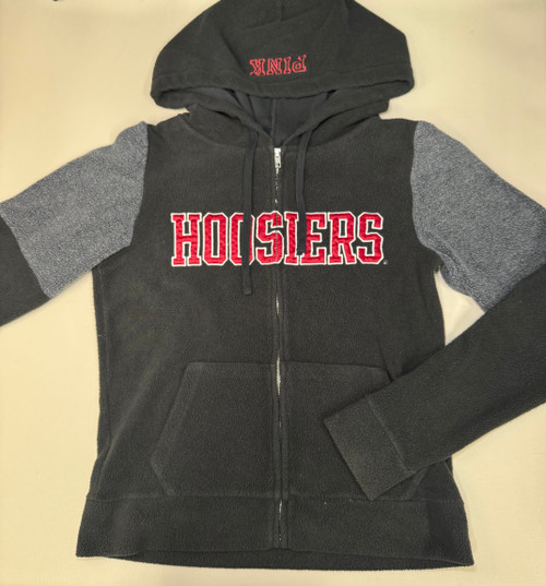 Vist Large View of Product Image Which is Used Pink Sweatshirt M-8/10