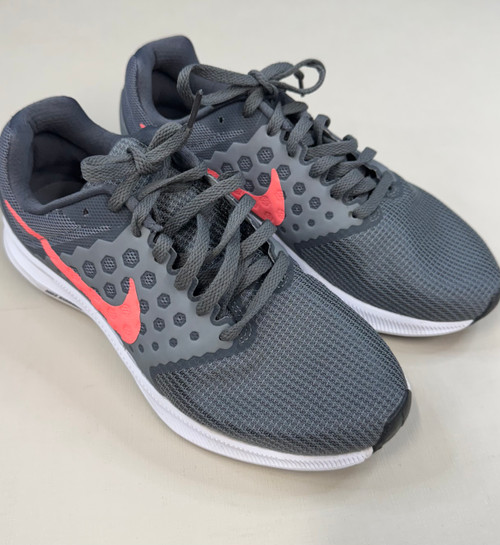Used Nike Casual Shoes 7 60006-S001102181