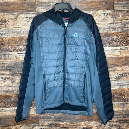 Vist Large View of Product Image Which is Used Gerry Men's Light Jacket M