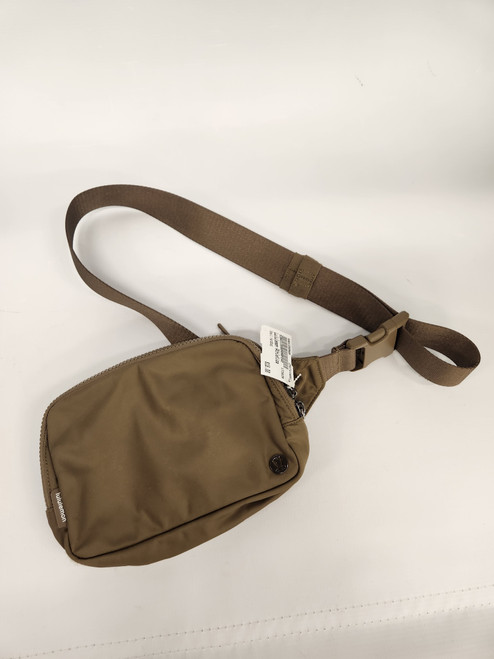 Vist Large View of Product Image Which is Used Lululemon Athletica Small Handbag 60027-S001350989