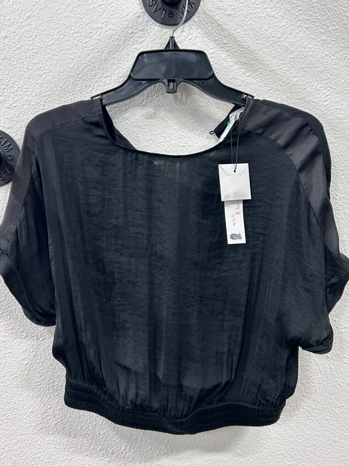 Vist Large View of Product Image Which is Used Naked Zebra Short Sleeve Top S-4/6