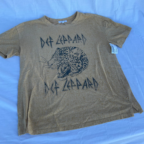 Vist Large View of Product Image Which is Used Maurices T-Shirt F XS-0/2