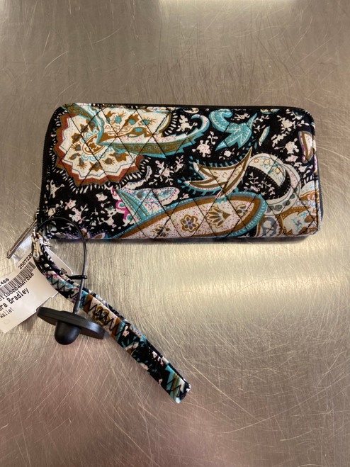 Vist Large View of Product Image Which is Used Vera Bradley Wallet