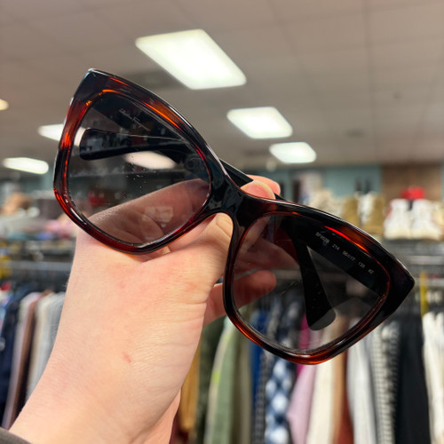 Vist Large View of Product Image Which is Used Salvatore Ferragamo Sunglasses