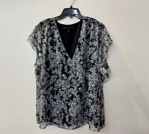 Vist Large View of Product Image Which is Used White House Black Market Short Sleeve Top XL-16 60031-S000763192