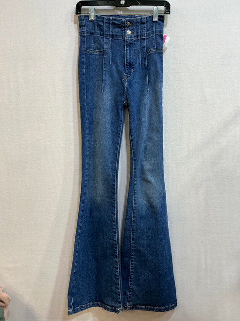 Used Free People Denim 4-27 60126-S000384723 Vist Large View of Product Image Which is Used Free People Denim 4-27