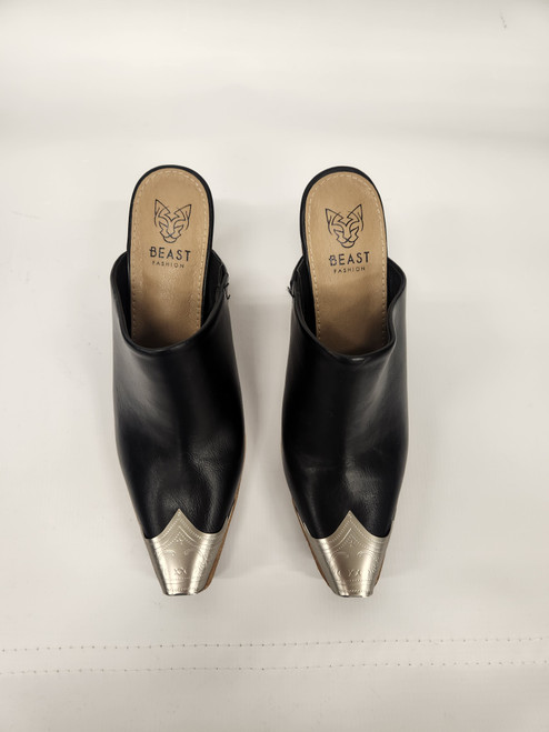 Vist Large View of Product Image Which is Used Unbranded Ankle Boots 8 60027-S001351771