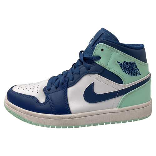 Vist Large View of Product Image Which is Used Nike Performance Shoes 7 60099-S000330936