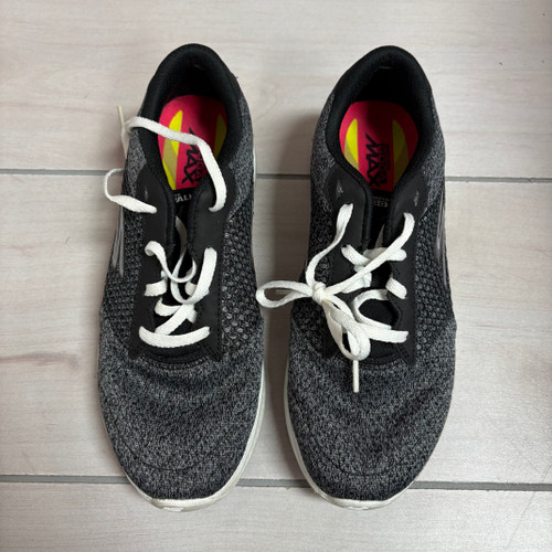 Vist Large View of Product Image Which is Used Skechers Casual Shoes 8 60093-S000357426