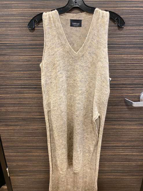 Vist Large View of Product Image Which is Used Zara Tank Top S-4/6