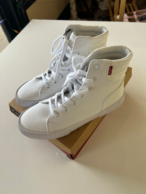 Vist Large View of Product Image Which is Used Levi's Ankle Boots 9.5 60039-S000727098